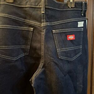Dickies women's size 14Tall, 33 Inches Long   100% cotton jeans dark wash NWOT